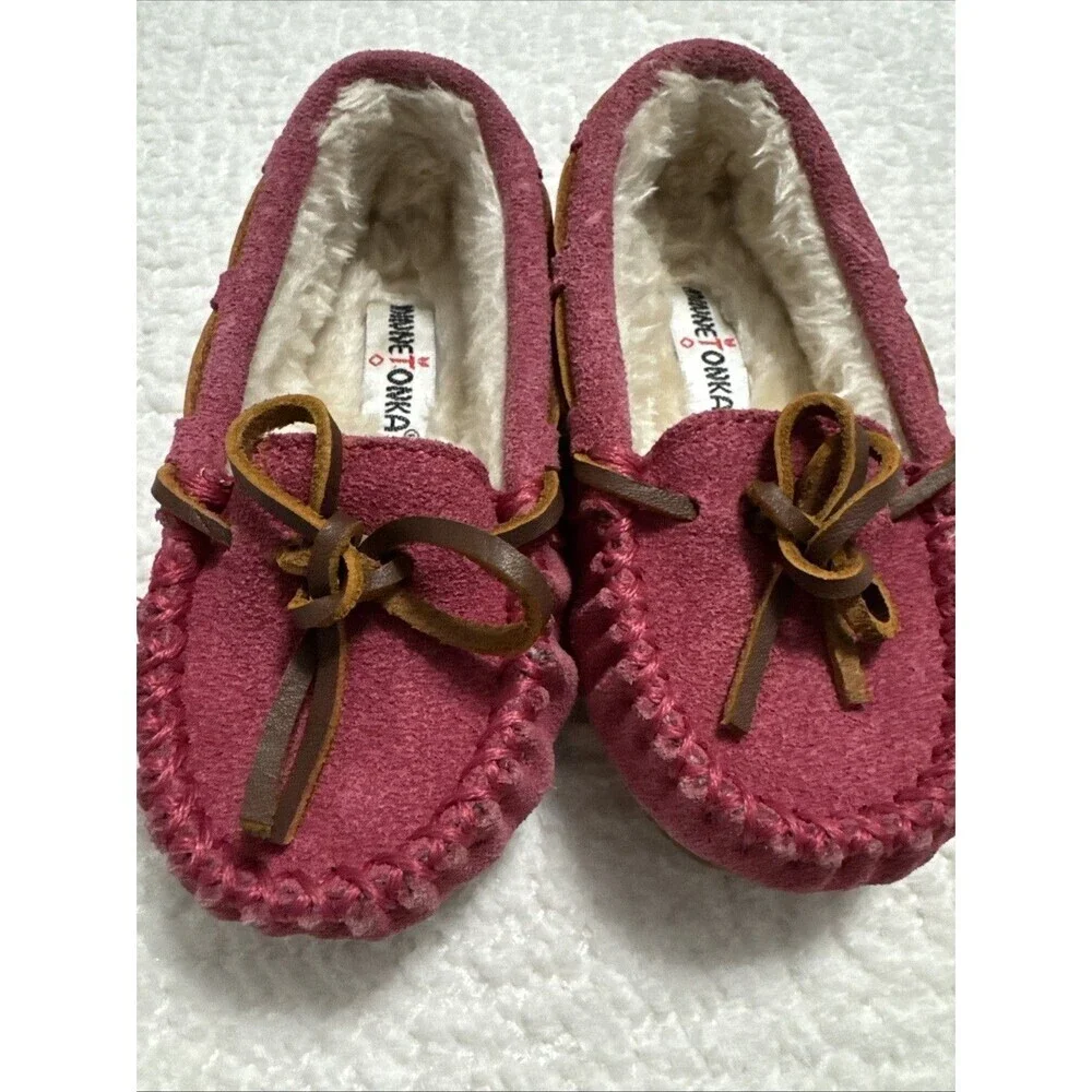 Minnetonka Cassie Pink Suede Faux Fur Lined Moccasins Slippers Lil Girls Sz 7